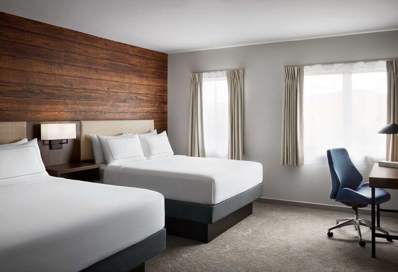 هتل Killington Mountain Lodge, Tapestry Collection By Hilton