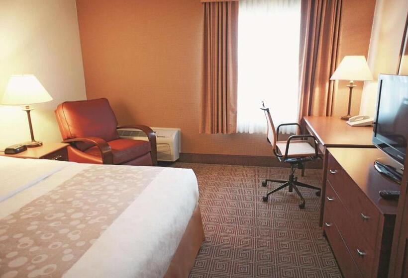 هتل La Quinta By Wyndham Stamford / New York City