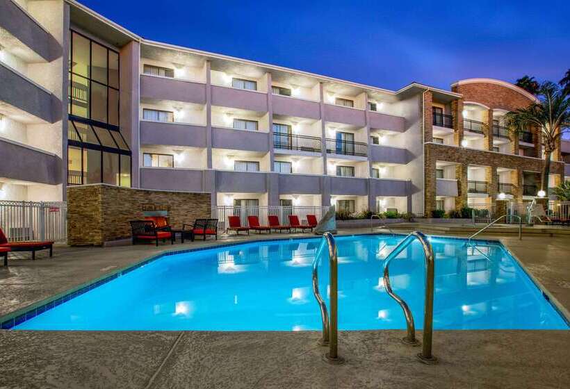 فندق La Quinta By Wyndham Pomona