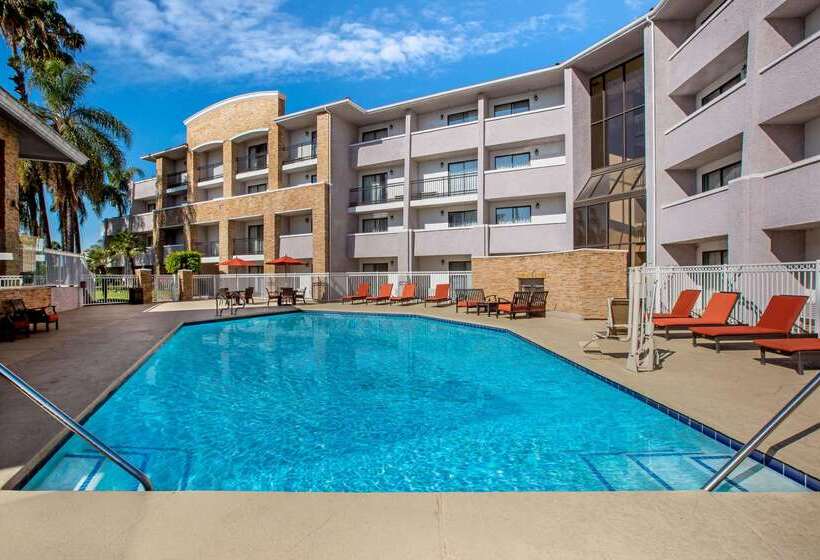 فندق La Quinta By Wyndham Pomona
