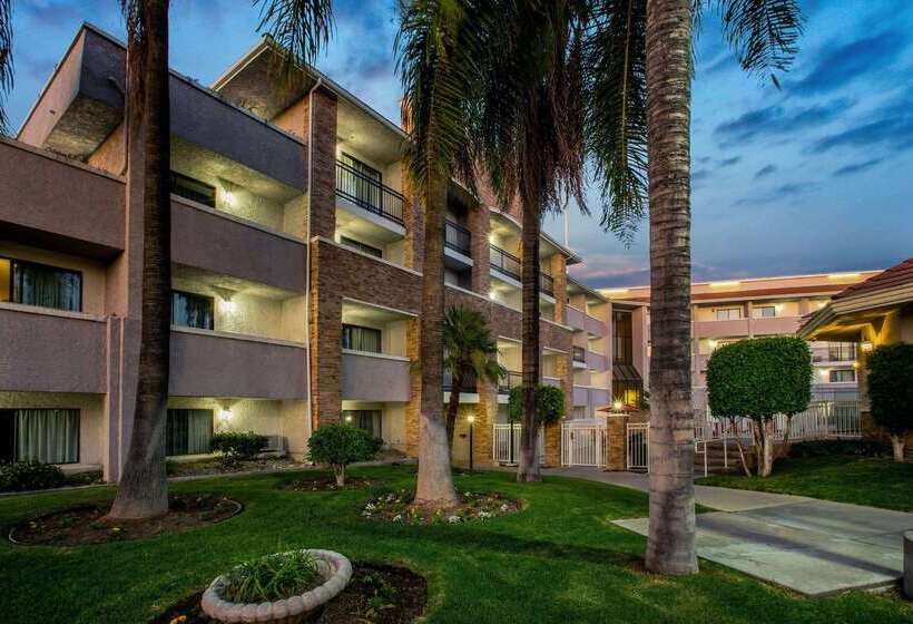 فندق La Quinta By Wyndham Pomona