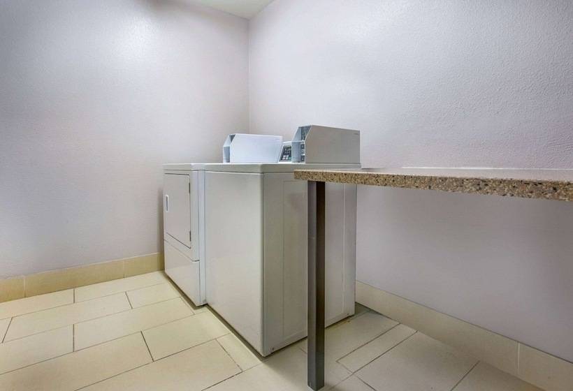 فندق La Quinta By Wyndham Pomona