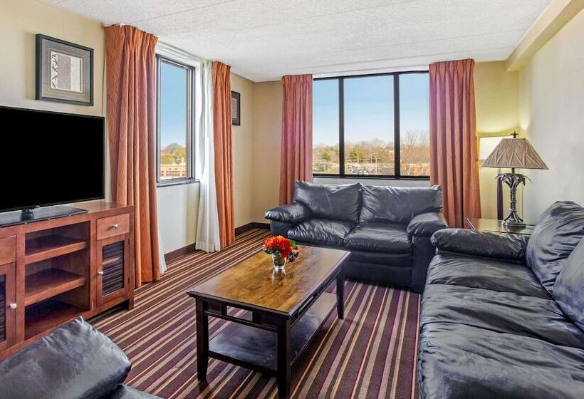 فندق La Quinta By Wyndham Salisbury