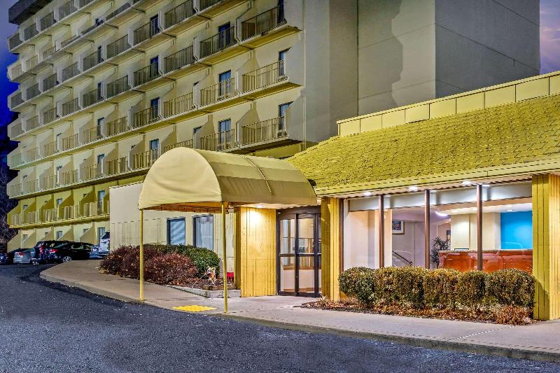 هتل La Quinta By Wyndham Stamford / New York City
