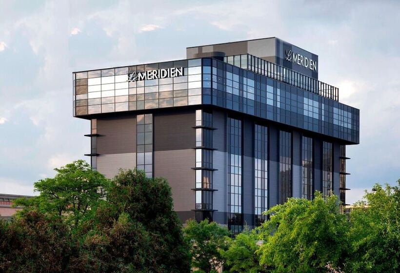 هتل Le Méridien Chicago  Oakbrook Center