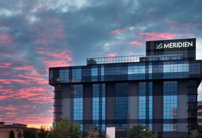 هتل Le Méridien Chicago  Oakbrook Center