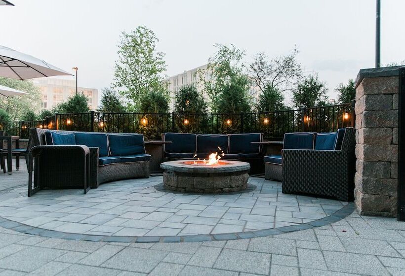 هتل Le Méridien Chicago  Oakbrook Center