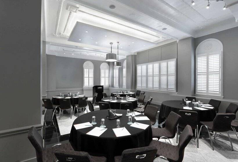 هتل Le Méridien Dallas, The Stoneleigh