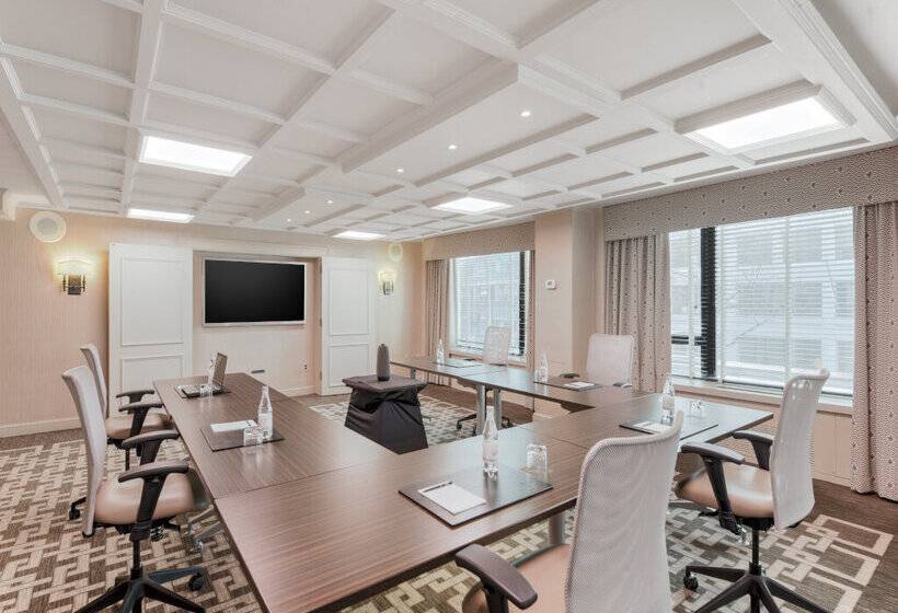 ホテル Le Méridien Washington, D.C., The Madison