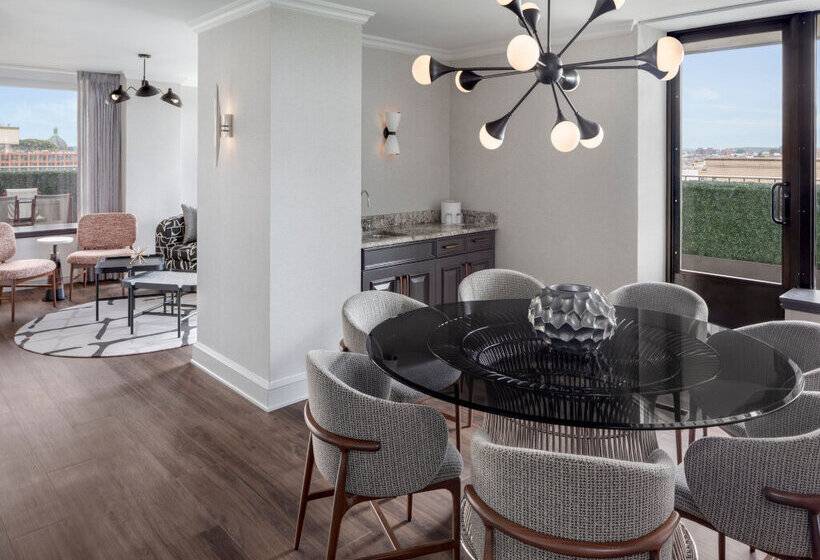 ホテル Le Méridien Washington, D.C., The Madison