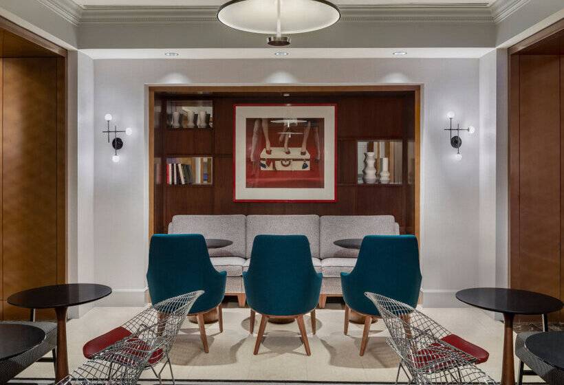 ホテル Le Méridien Washington, D.C., The Madison