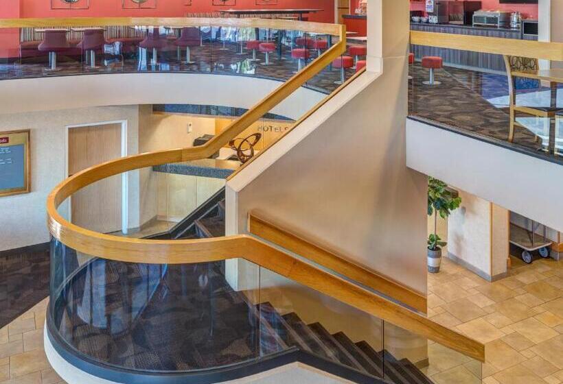 Livinn Hotel Cincinnati North/ Sharonville