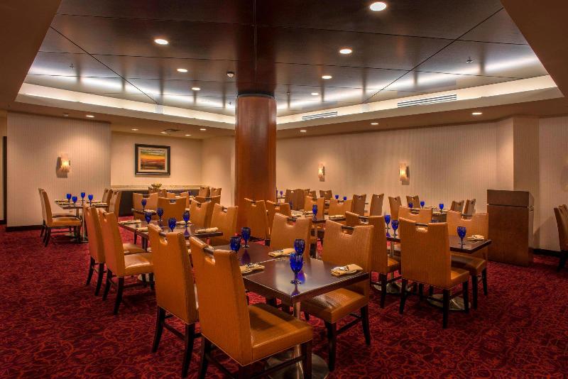 فندق Tulsa Marriott Southern Hills