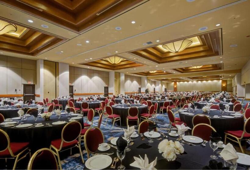 فندق Tulsa Marriott Southern Hills