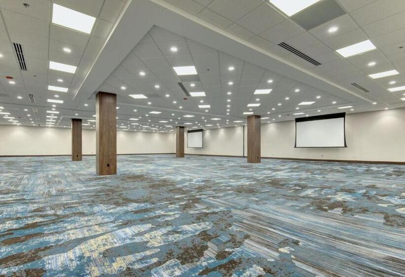 فندق Tulsa Marriott Southern Hills