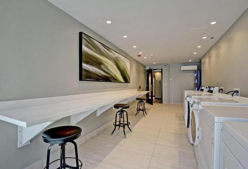 فندق Tulsa Marriott Southern Hills