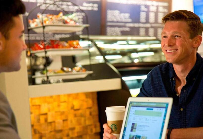 ホテル New Orleans Marriott Metairie At Lakeway