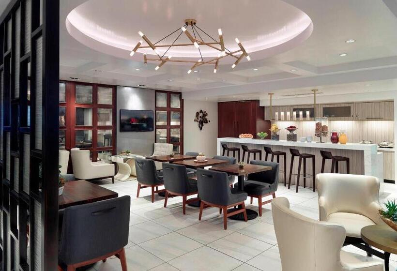 ホテル New Orleans Marriott Metairie At Lakeway