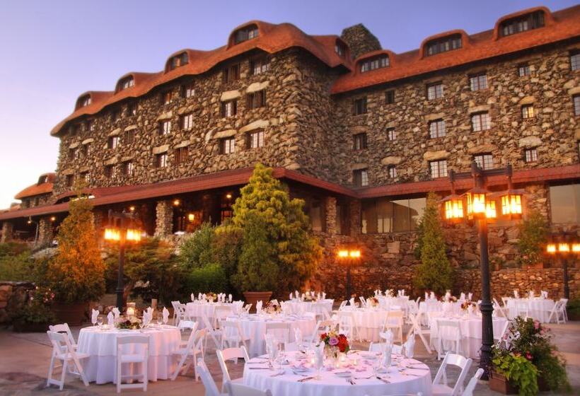 ホテル The Omni Grove Park Inn & Spa   Asheville