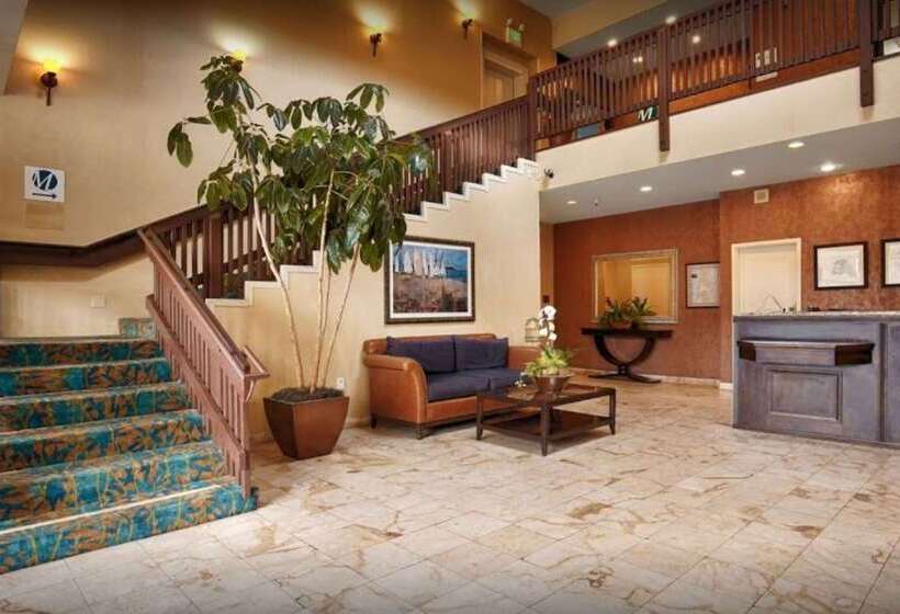 Pacifica Lighthouse Hotel Trademark Collection By Wyndham