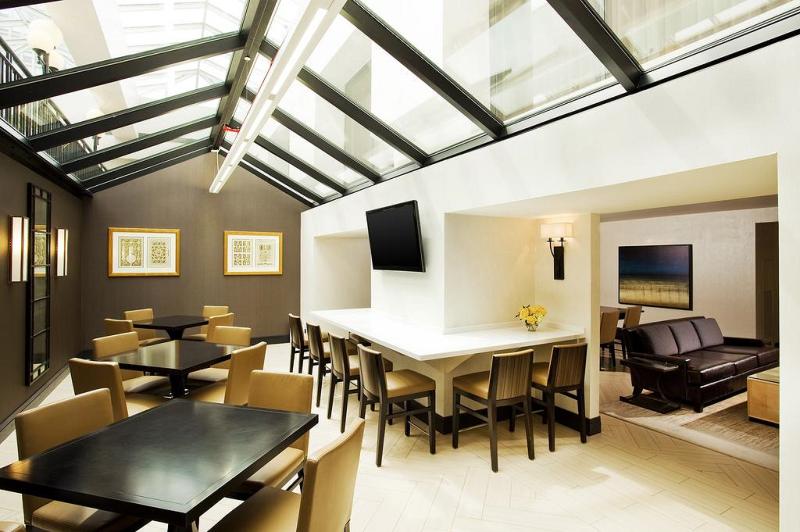 호텔 Philadelphia Marriott Old City