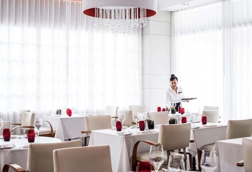 ホテル Pullman Miami Airport