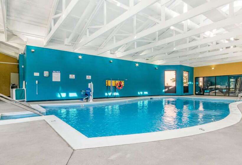 هتل Quality Inn Lexington East Hamburg Area