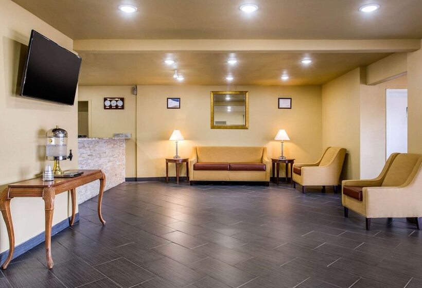 Отель Quality Inn Stateline