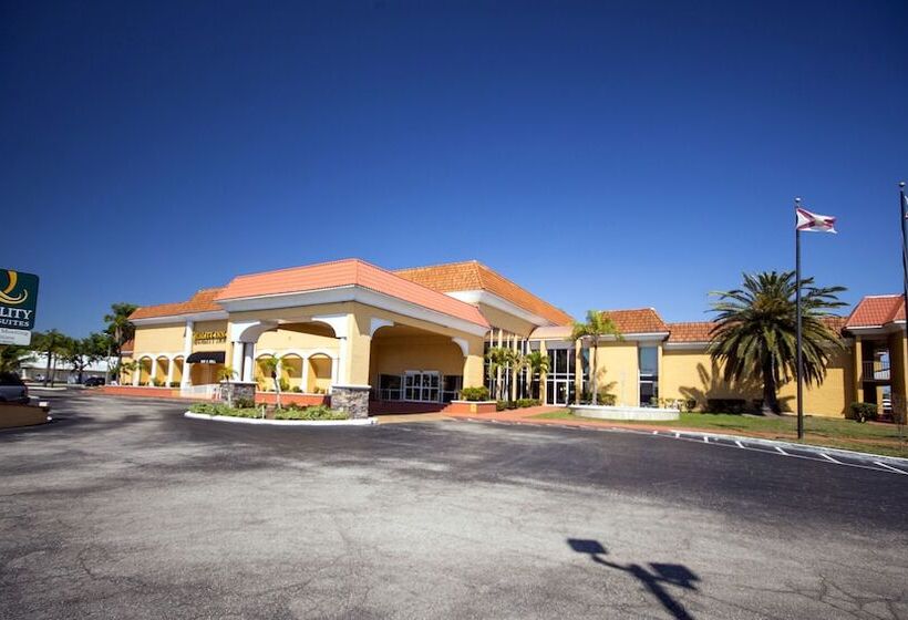 فندق Quality Inn & Suites Conference Center