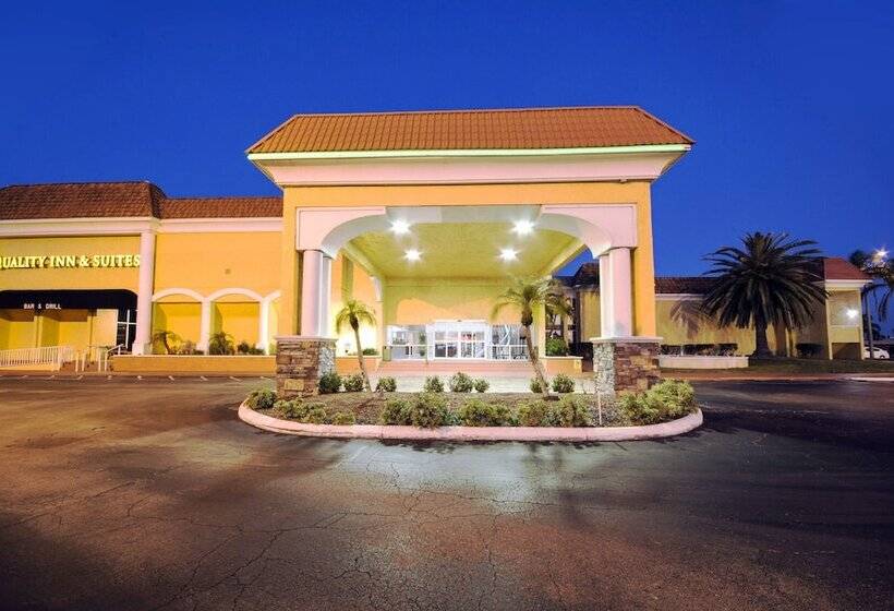 فندق Quality Inn & Suites Conference Center