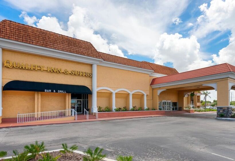 فندق Quality Inn & Suites Conference Center