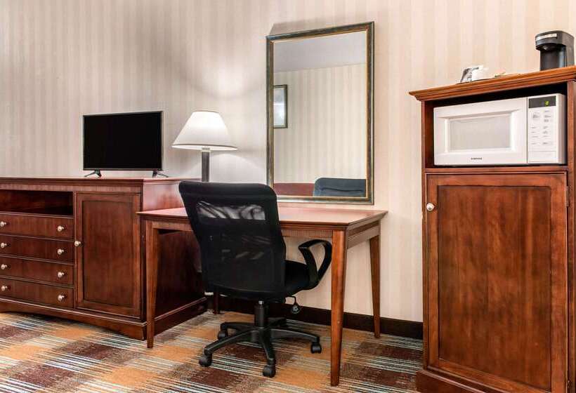 호텔 Quality Inn & Suites Miamisburg  Dayton South