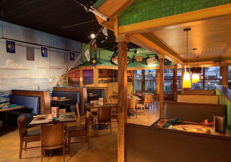 ホテル Radisson Milwaukee West