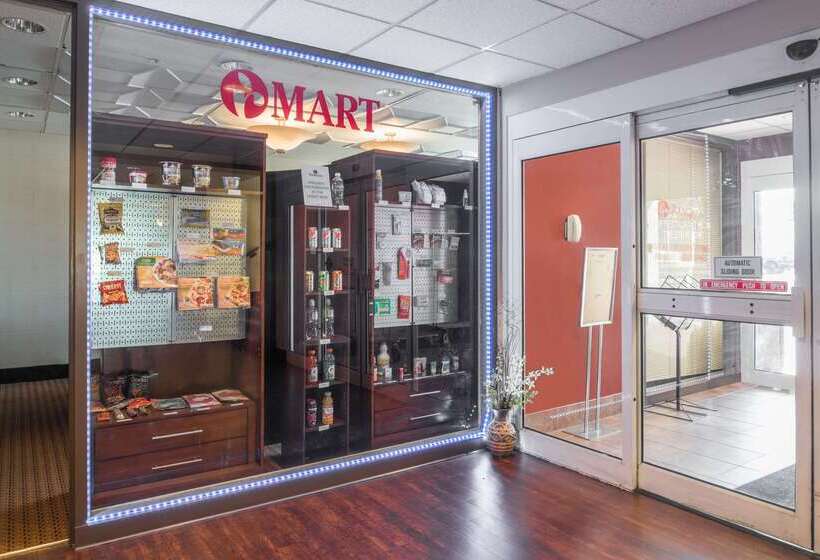 فندق Ramada By Wyndham Downtown Spokane