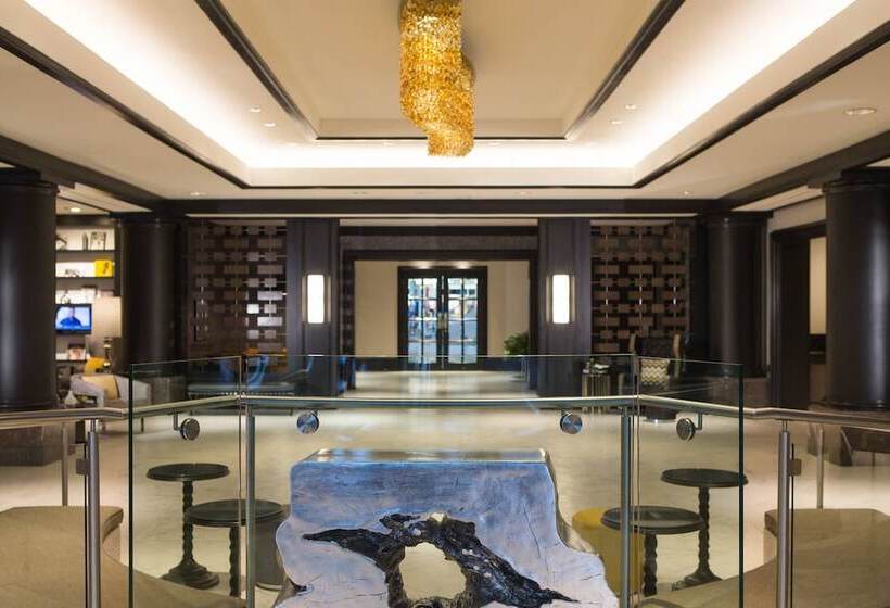 فندق Renaissance Baltimore Harborplace