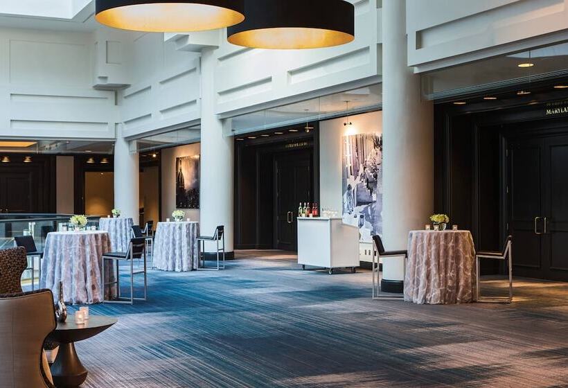 فندق Renaissance Baltimore Harborplace