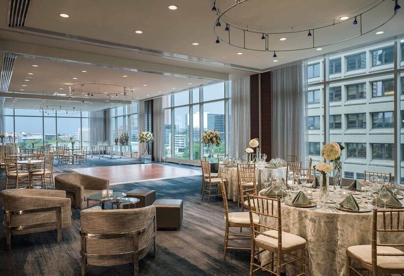 فندق Renaissance Baltimore Harborplace