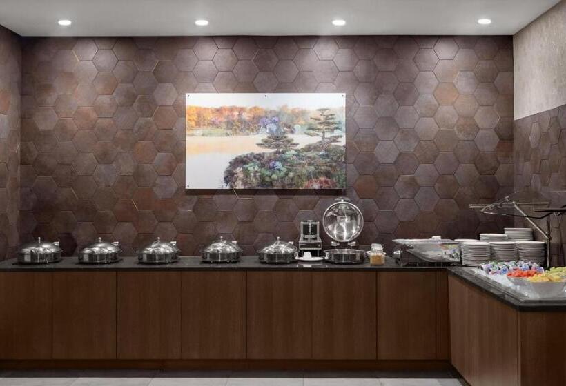 هتل Renaissance Chicago North Shore