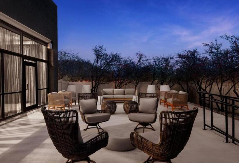 هتل Renaissance Chicago North Shore