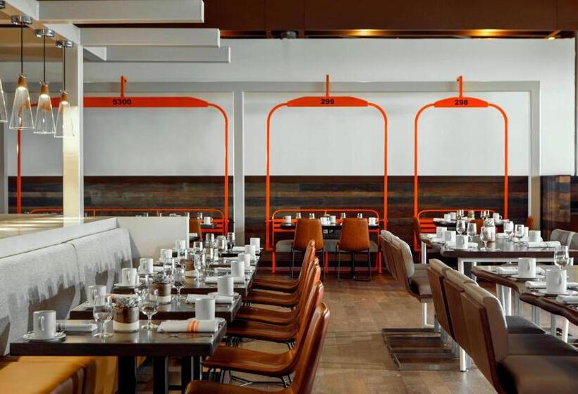 Renaissance Denver Hotel & Conference Center