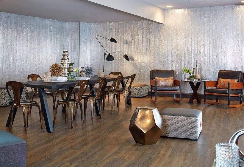 호텔 Renaissance St. Louis Airport