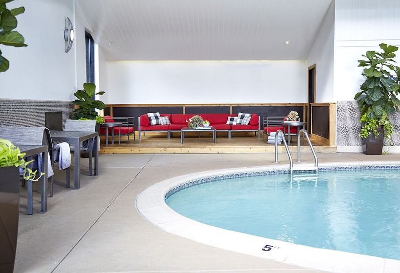 호텔 Renaissance St. Louis Airport