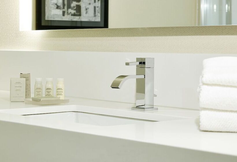 호텔 Renaissance St. Louis Airport