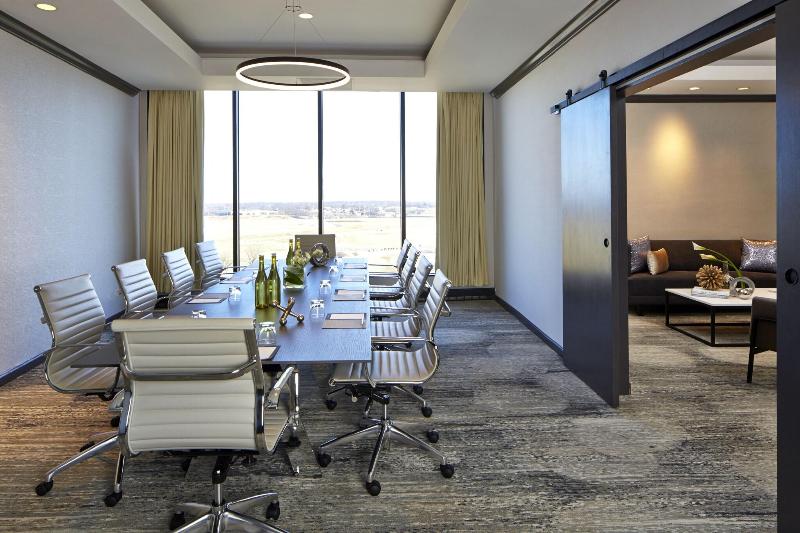 호텔 Renaissance St. Louis Airport