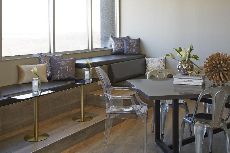 호텔 Renaissance St. Louis Airport