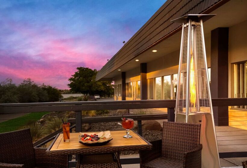 Richland Riverfront Hotel, Ascend Hotel Collection