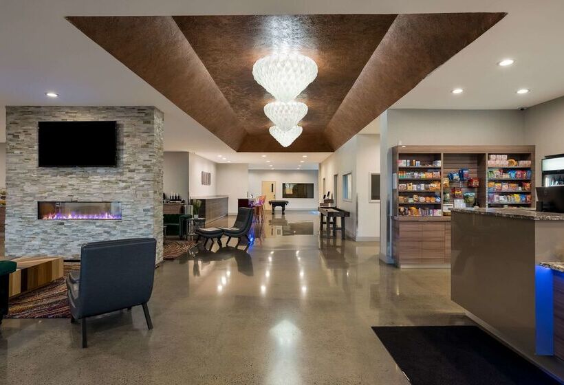 Richland Riverfront Hotel, Ascend Hotel Collection