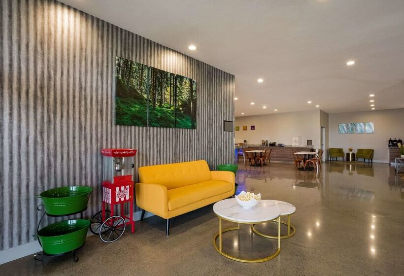 Richland Riverfront Hotel, Ascend Hotel Collection