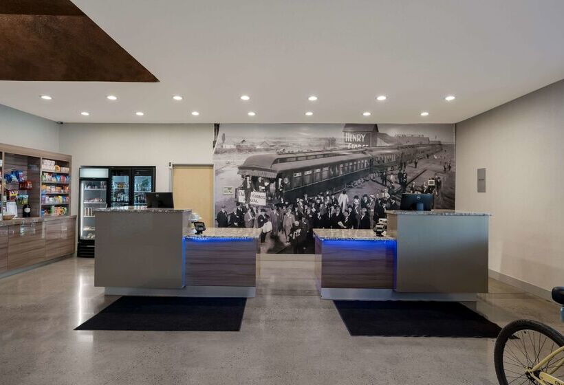 Richland Riverfront Hotel, Ascend Hotel Collection