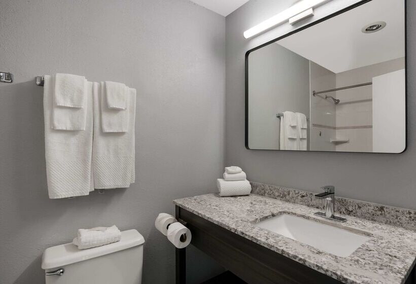 Richland Riverfront Hotel, Ascend Hotel Collection